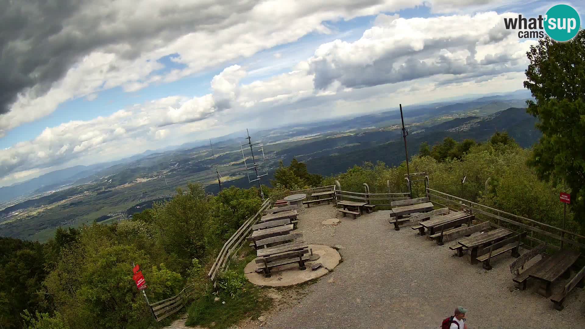 Mount Krim webcam near Ljubljana – Slovenia – view to Grosuplje