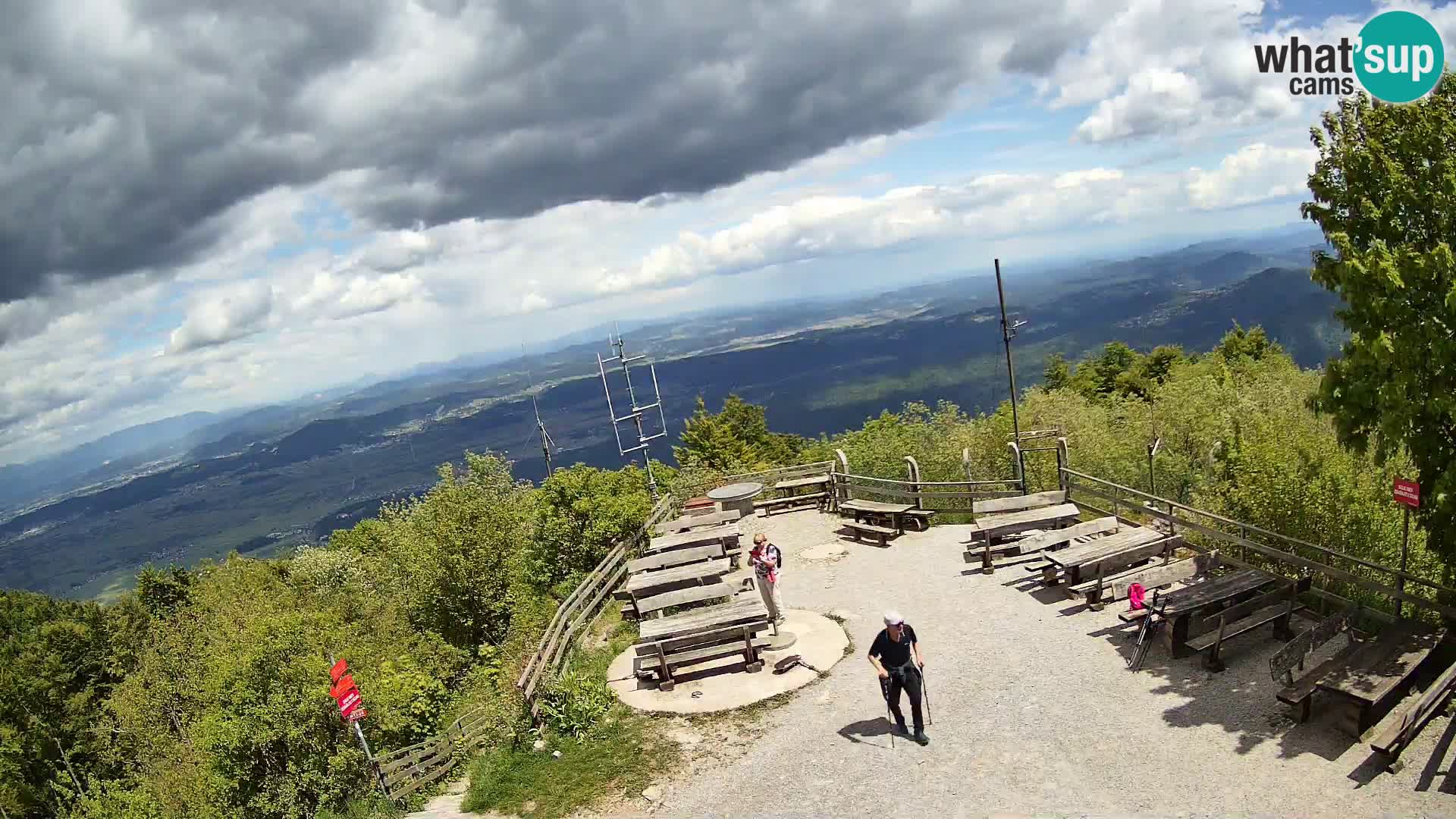 Mount Krim webcam near Ljubljana – Slovenia – view to Grosuplje