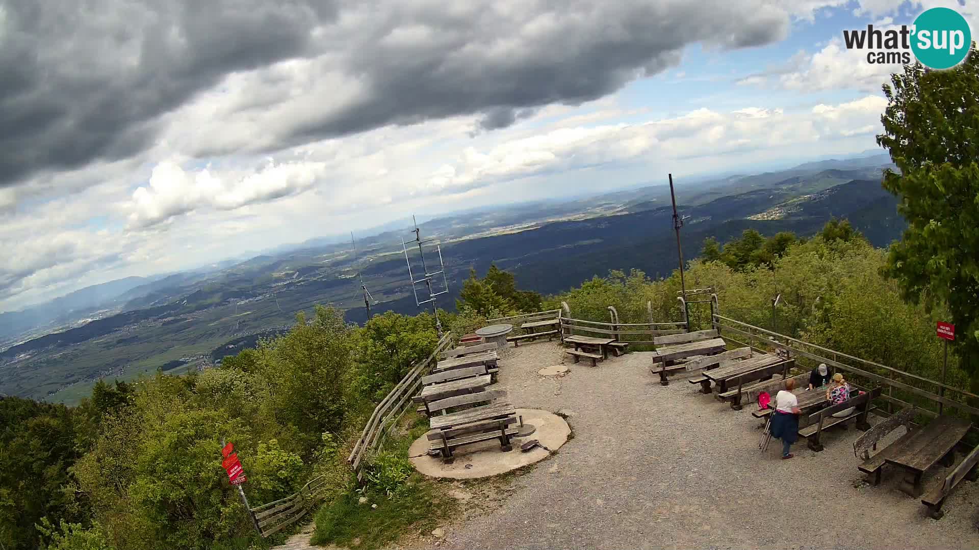 Cabaña de montaña Krim en vivo Ljubljana – Eslovenia