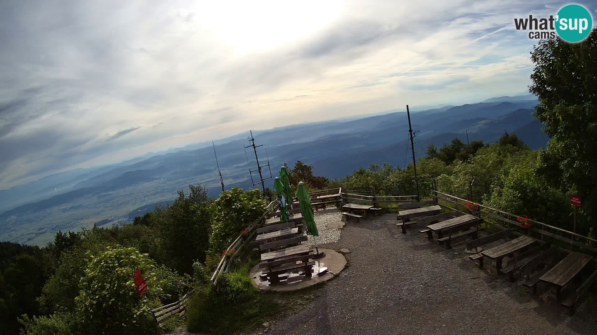 Mount Krim webcam near Ljubljana – Slovenia – view to Grosuplje