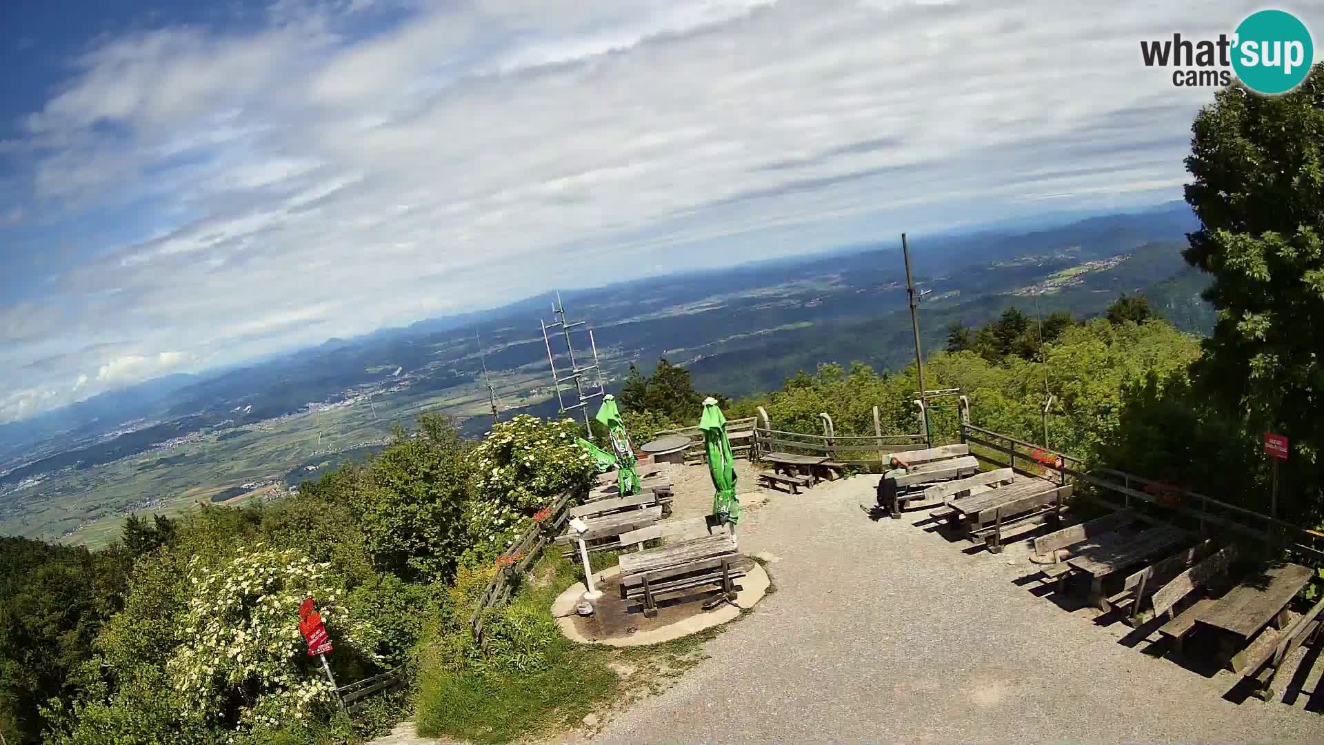 Mount Krim webcam near Ljubljana – Slovenia – view to Grosuplje