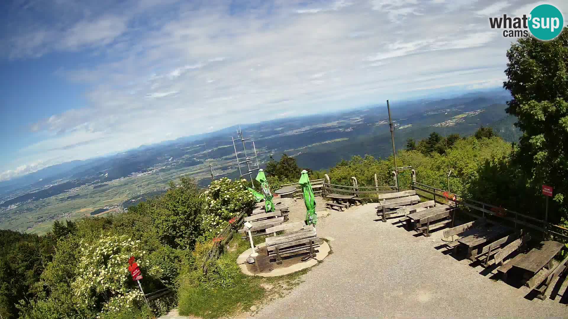 Mount Krim webcam near Ljubljana – Slovenia – view to Grosuplje