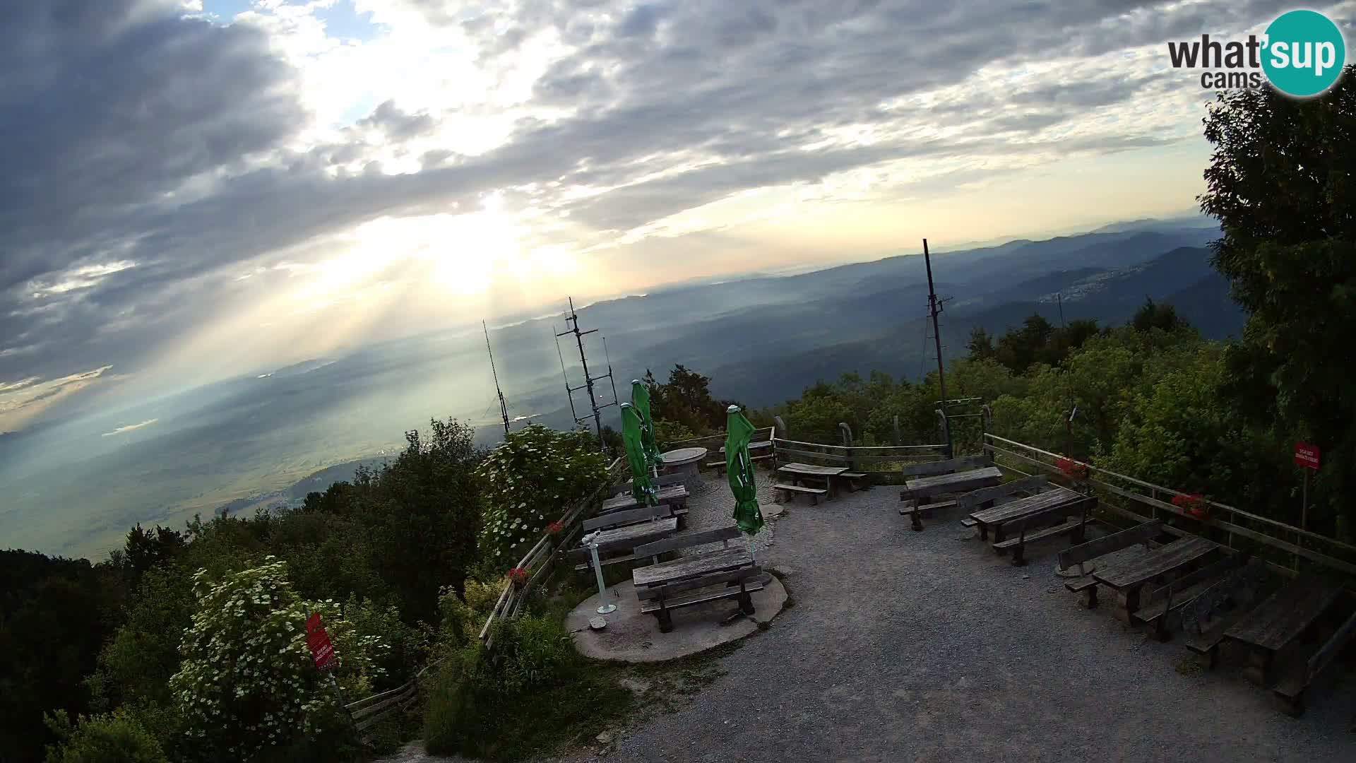 Planinska koliba Krim web kamera – Ljubljana – Slovenija
