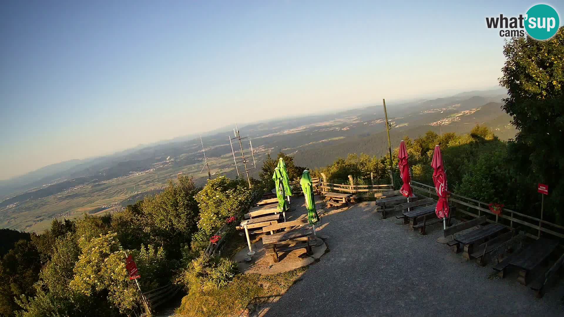 Mount Krim webcam near Ljubljana – Slovenia – view to Grosuplje