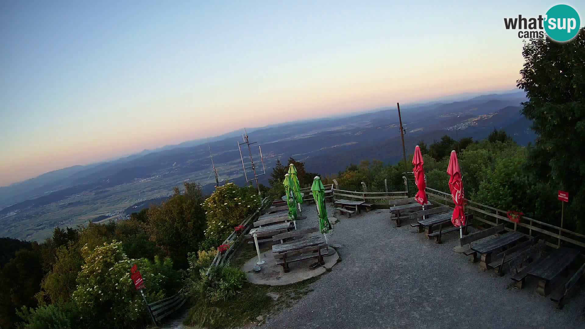 Mount Krim webcam near Ljubljana – Slovenia – view to Grosuplje