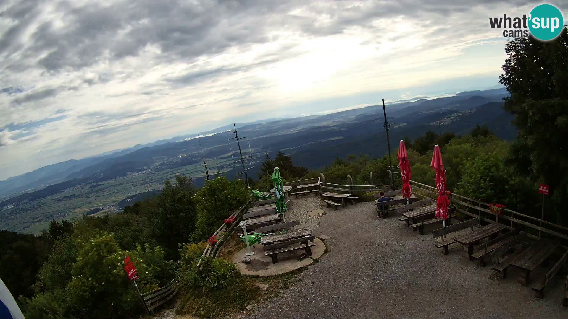 Mount Krim webcam near Ljubljana – Slovenia – view to Grosuplje