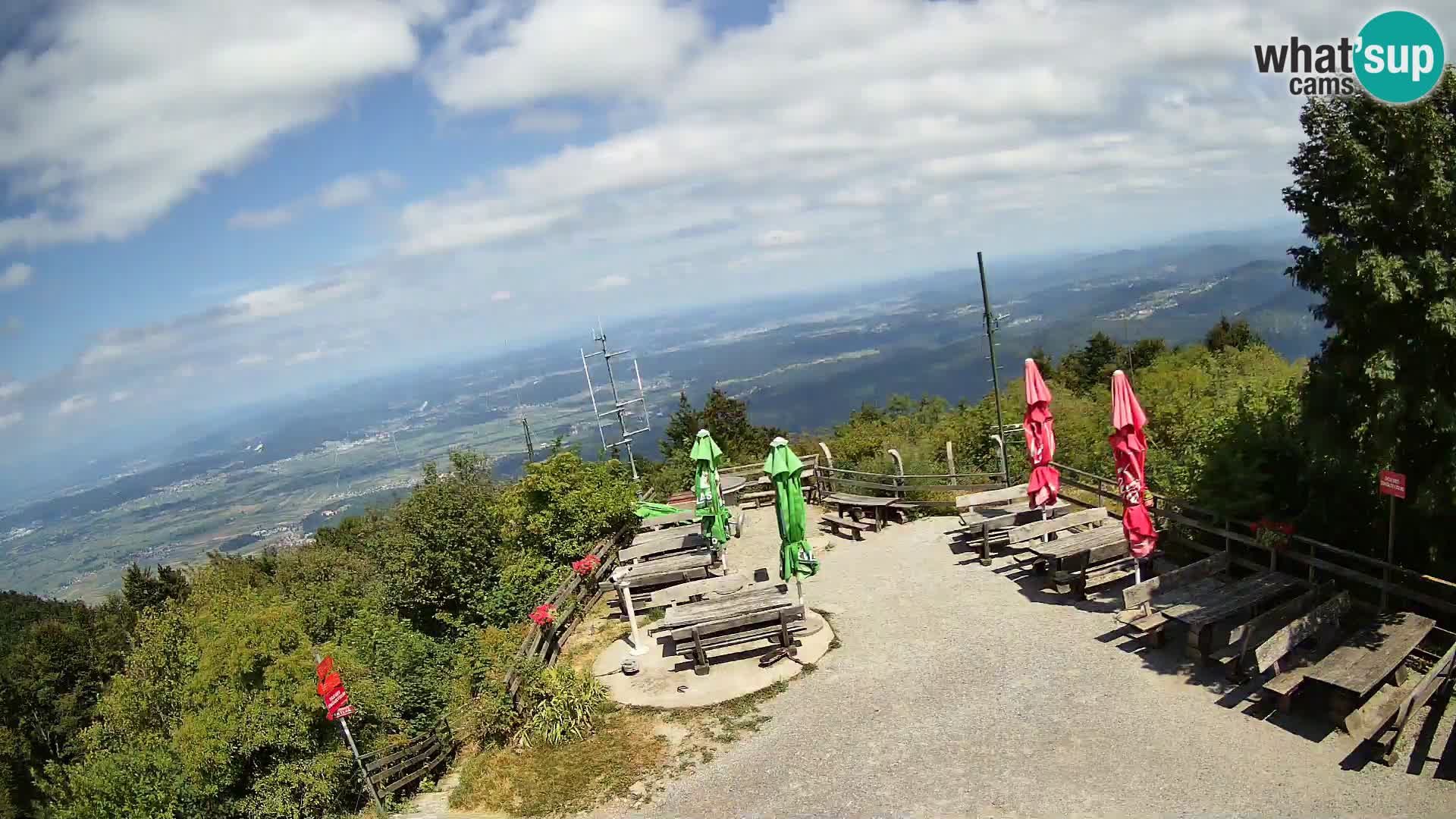 Mount Krim webcam near Ljubljana – Slovenia – view to Grosuplje