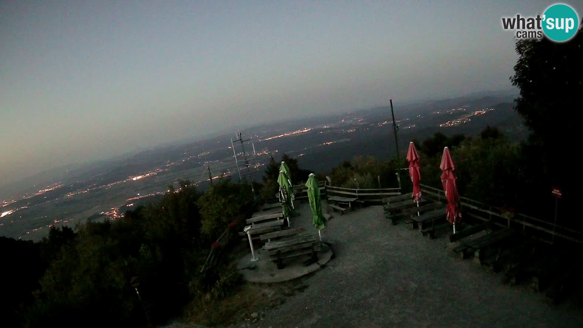 Mount Krim webcam near Ljubljana – Slovenia – view to Grosuplje