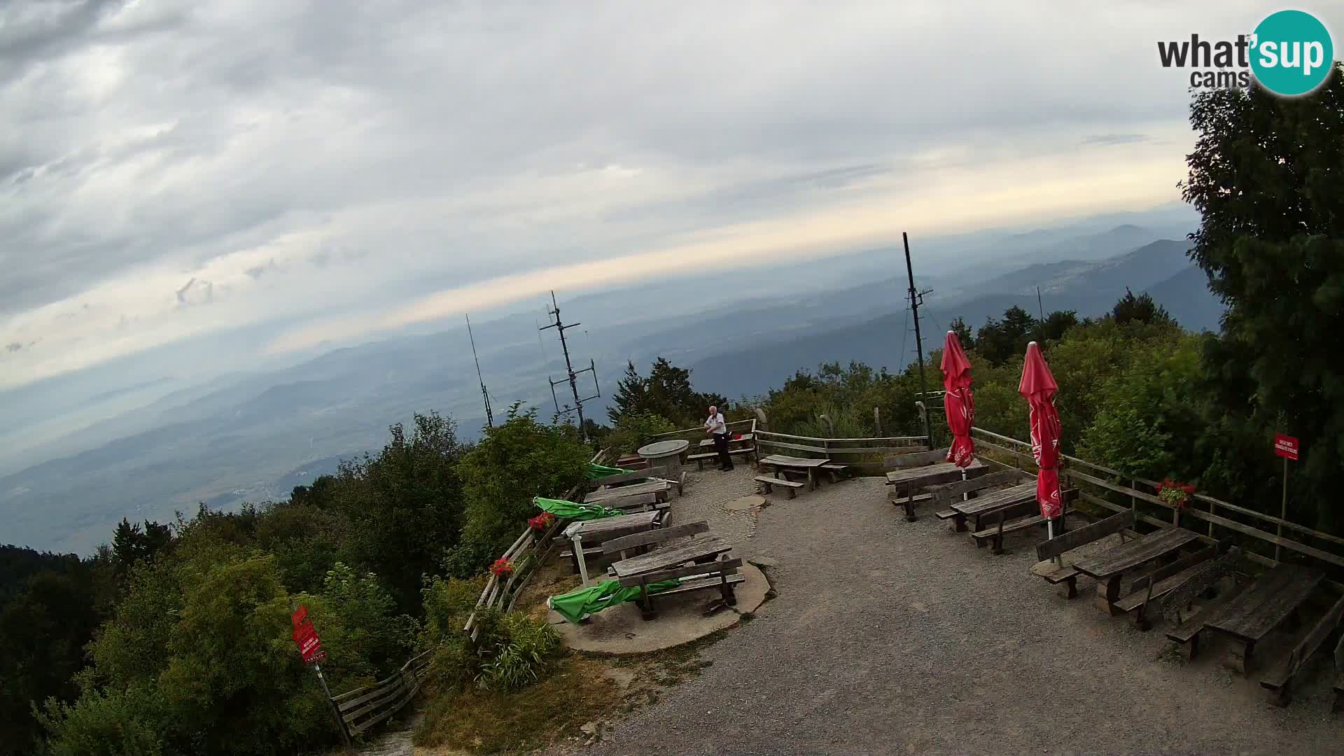 Mount Krim webcam near Ljubljana – Slovenia – view to Grosuplje
