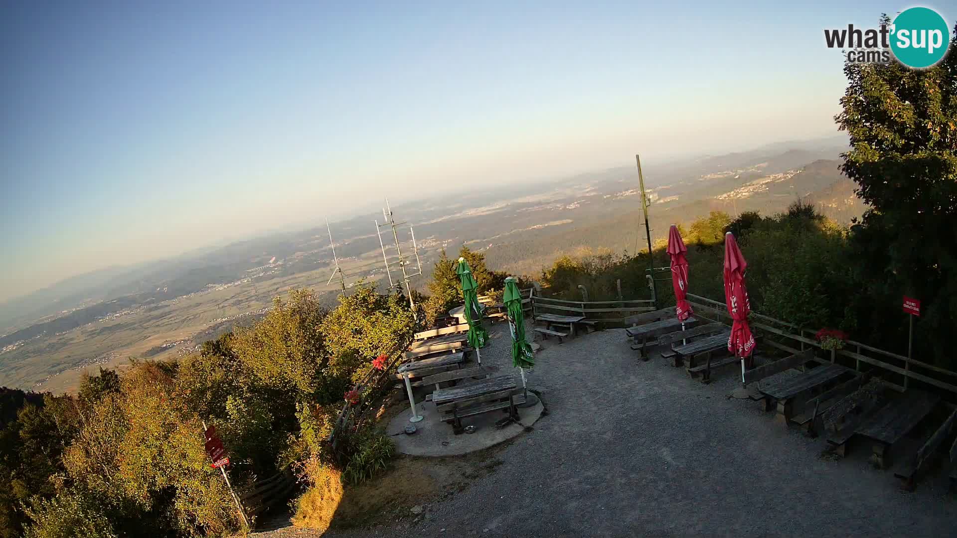 Mount Krim webcam near Ljubljana – Slovenia – view to Grosuplje