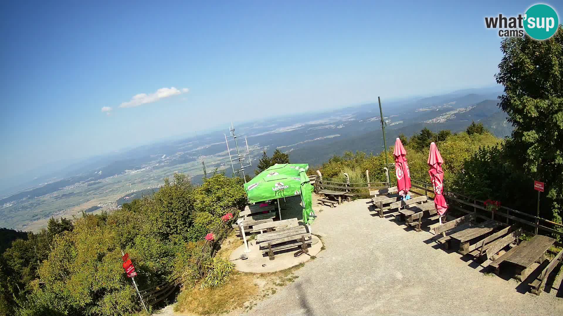 Mount Krim webcam near Ljubljana – Slovenia – view to Grosuplje