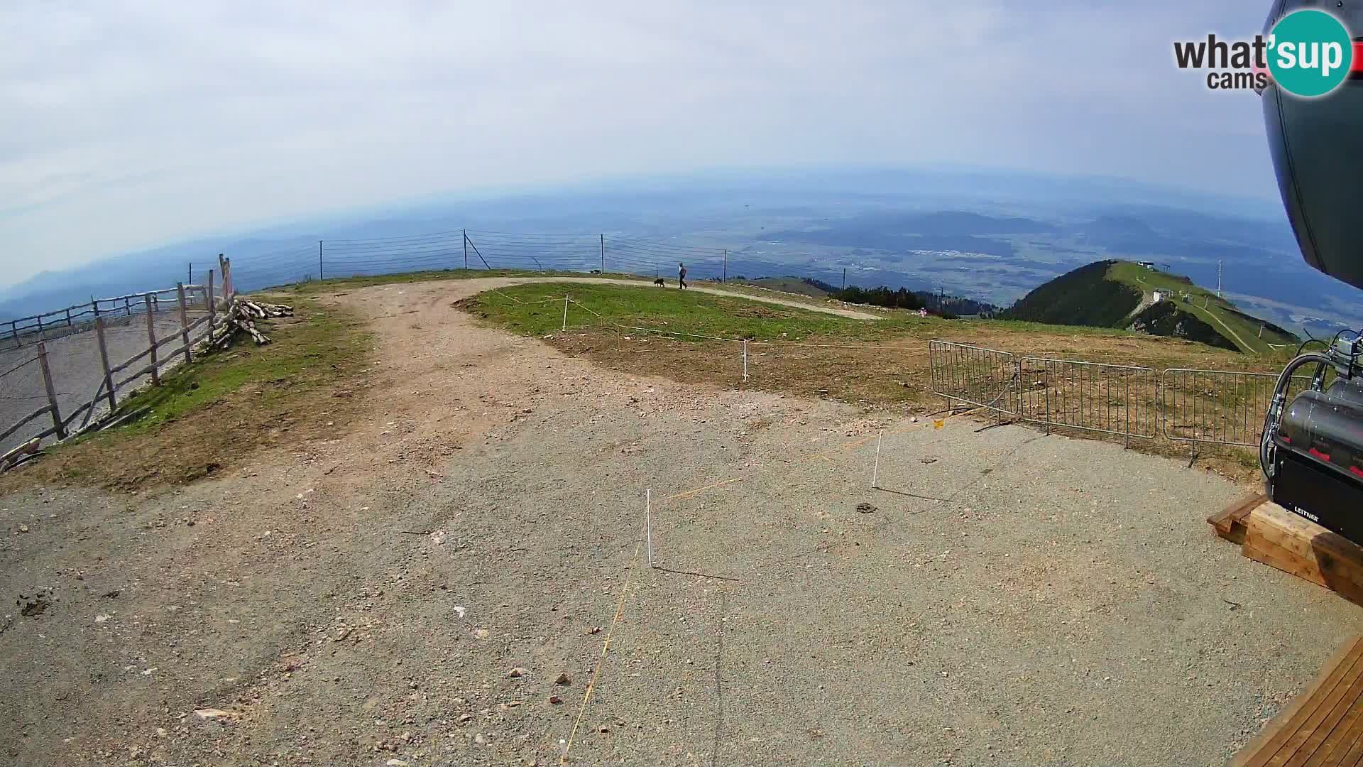 Spletna kamera Smučišče Krvavec – Veliki Zvoh  – 1971m