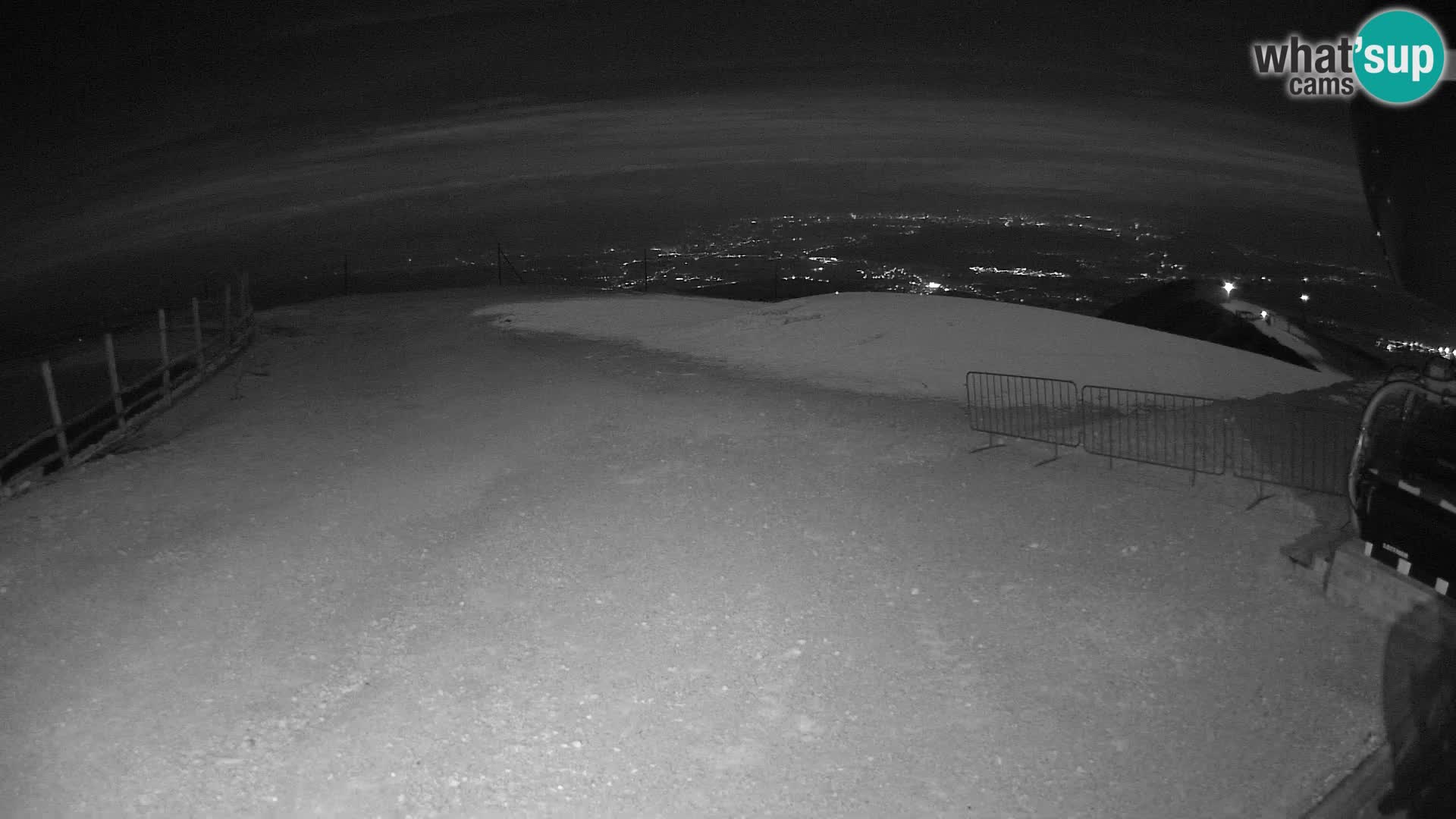 Live webcam Ski Krvavec – Veliki Zvoh  – 1971m