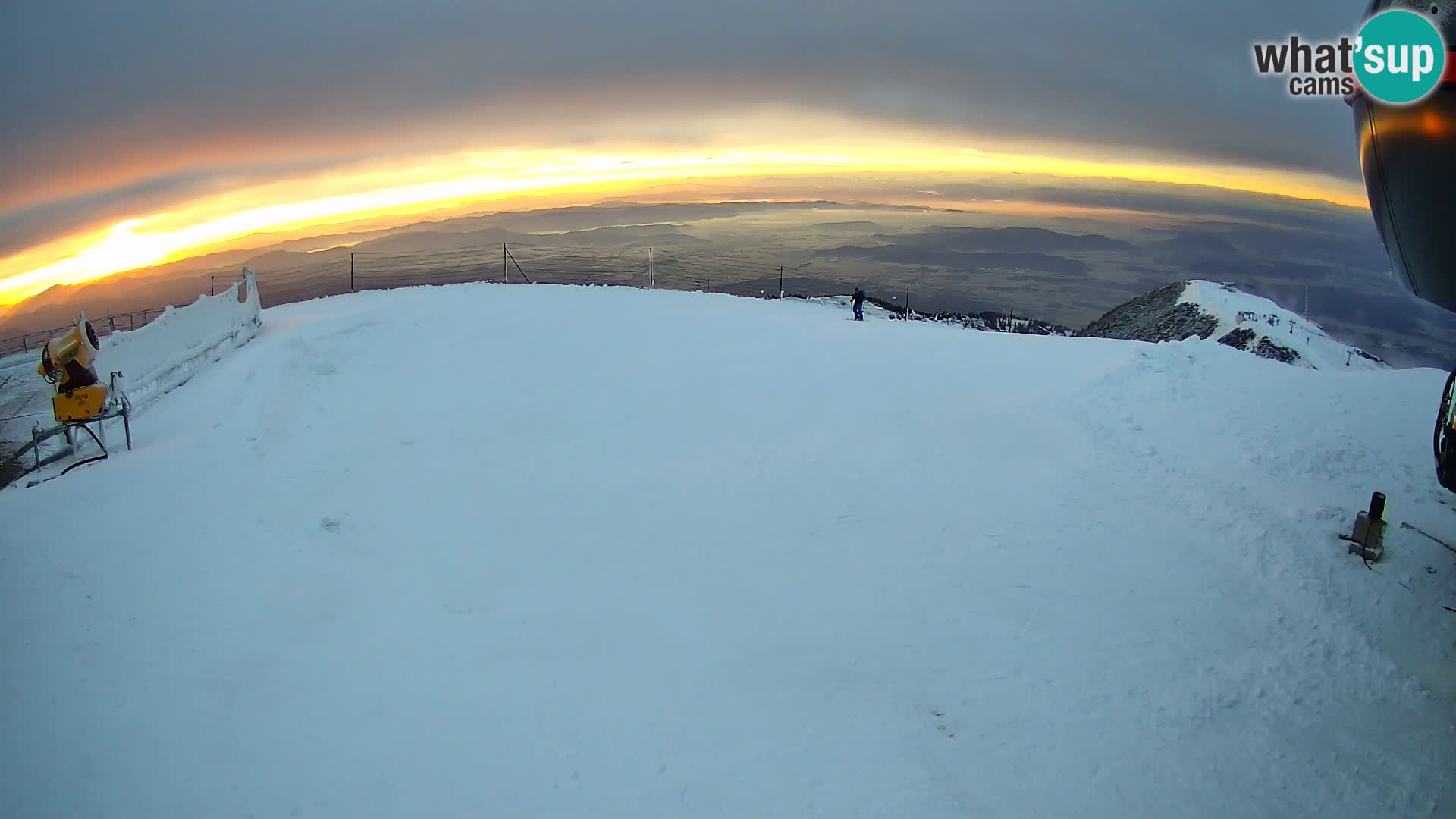 Live webcam Ski Krvavec – Veliki Zvoh  – 1971m