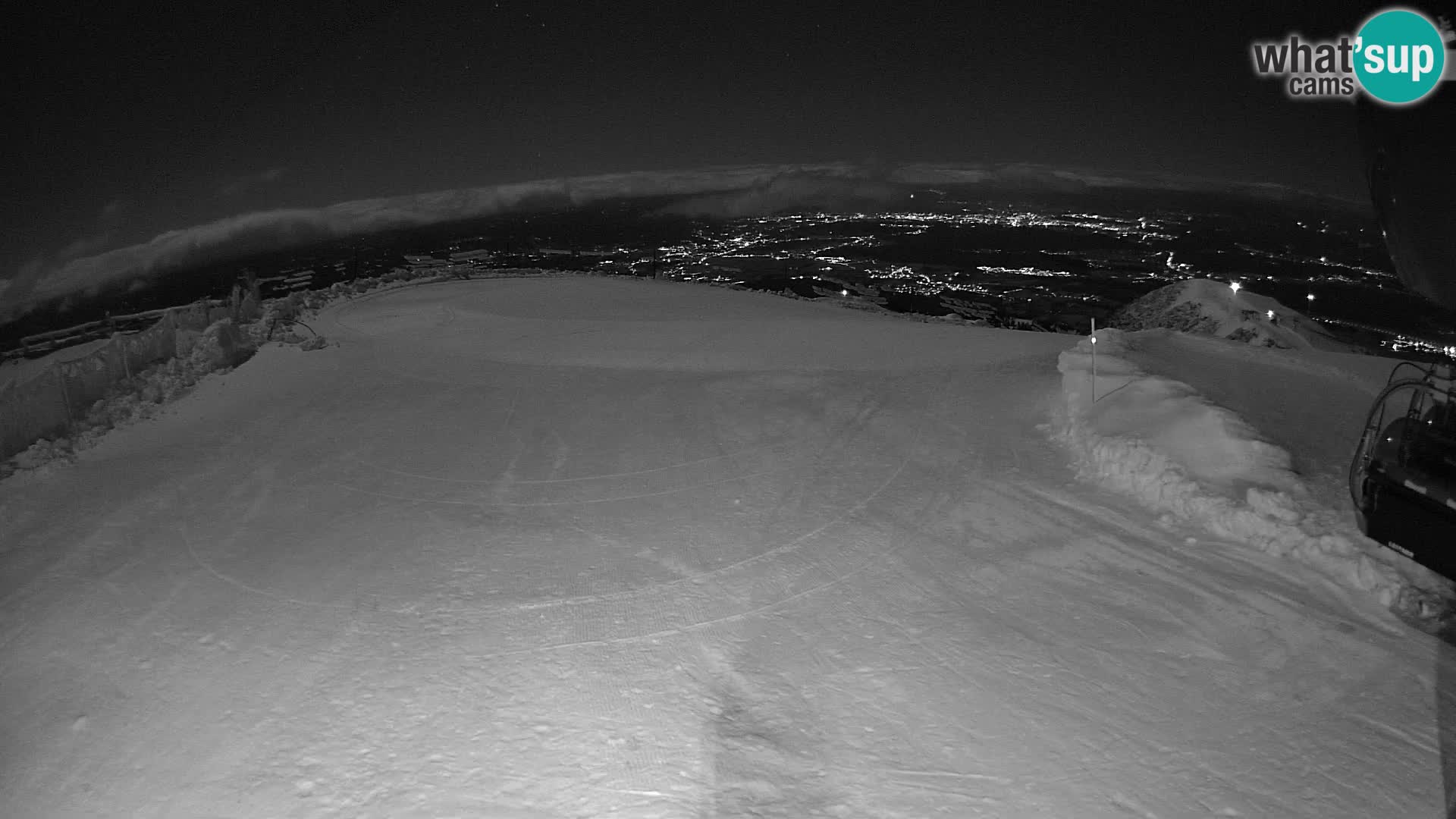 Live webcam Ski Krvavec – Veliki Zvoh  – 1971m