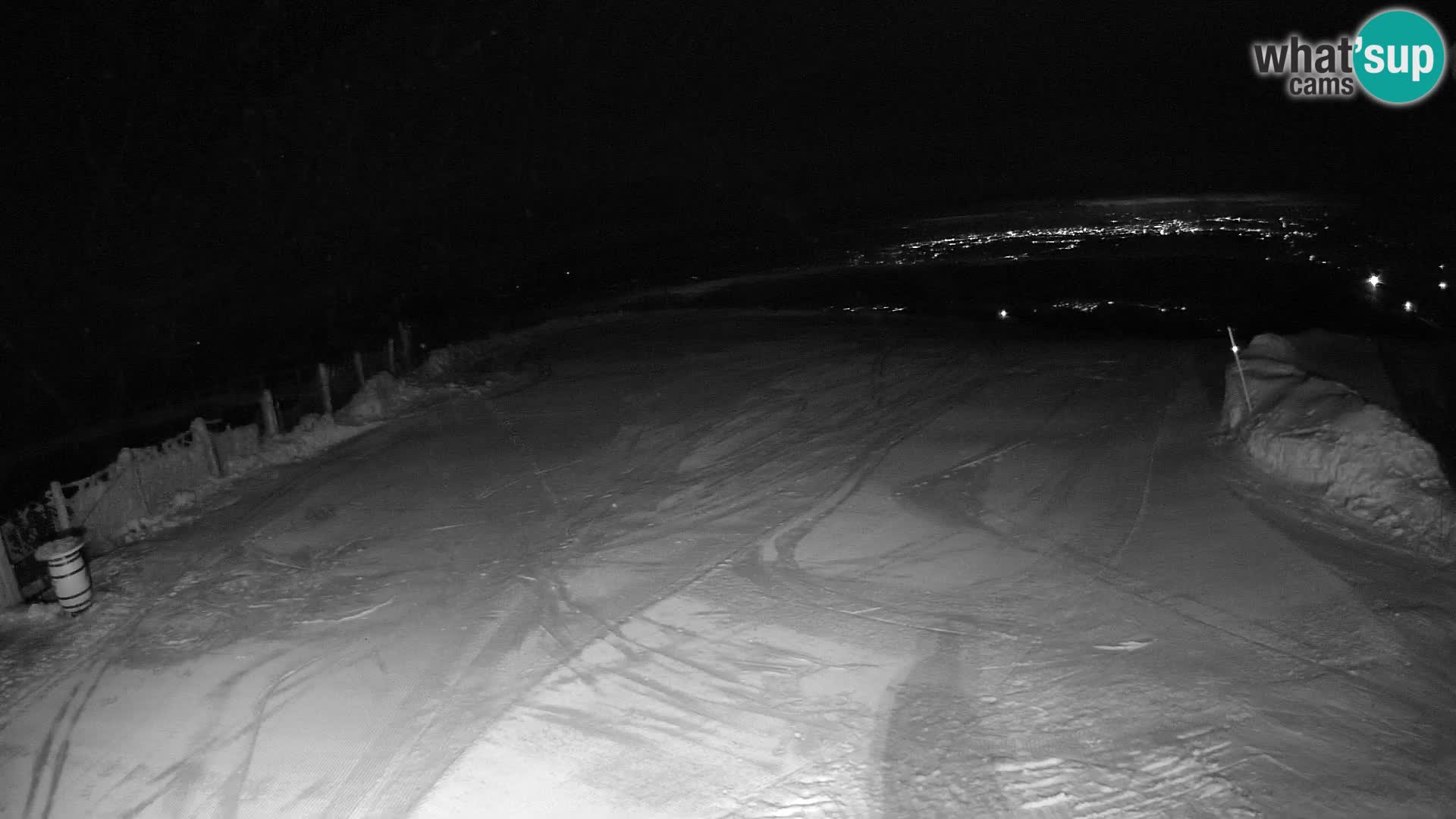 Live webcam Ski Krvavec – Veliki Zvoh  – 1971m