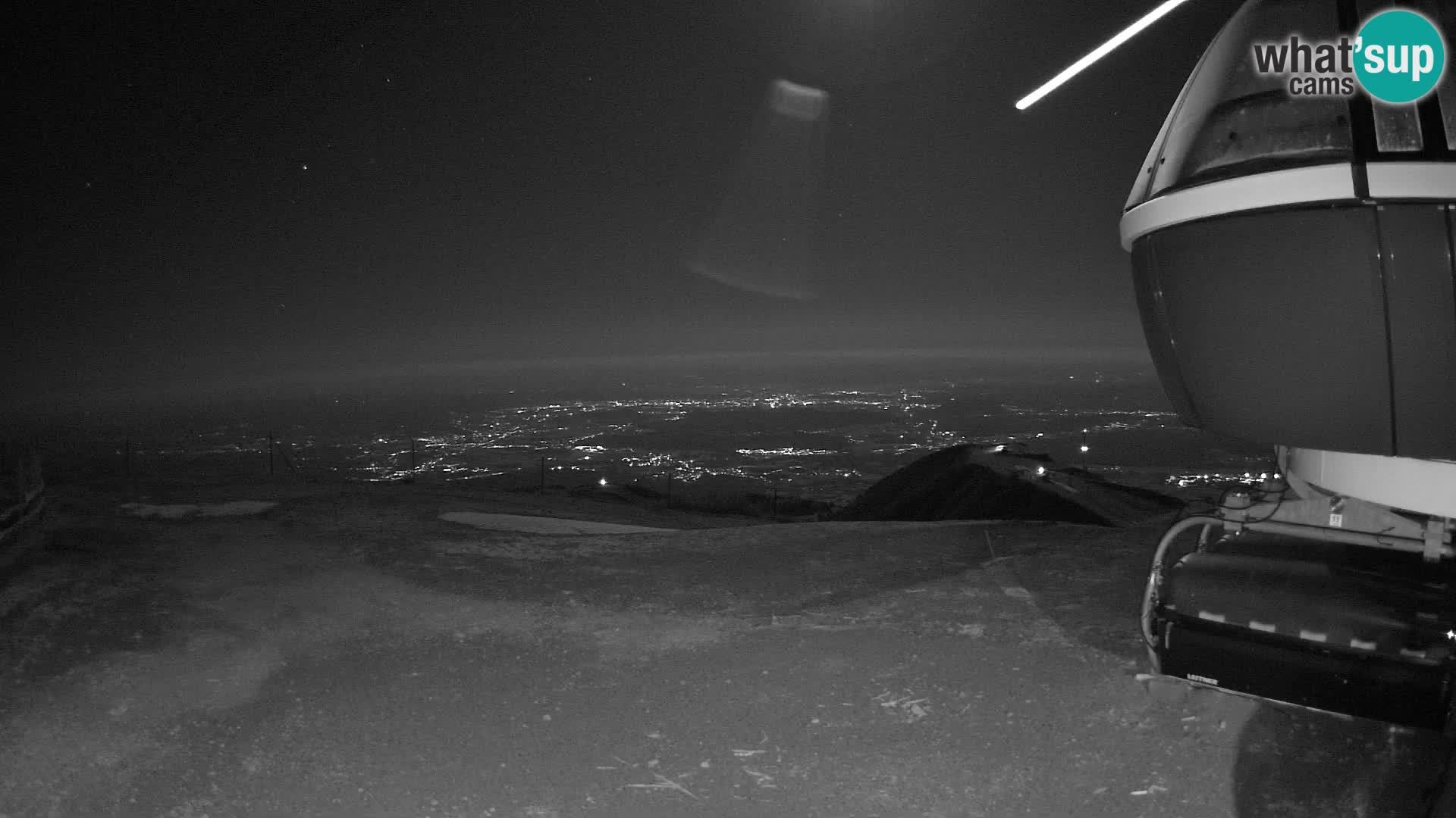 Live webcam Ski Krvavec – Veliki Zvoh  – 1971m