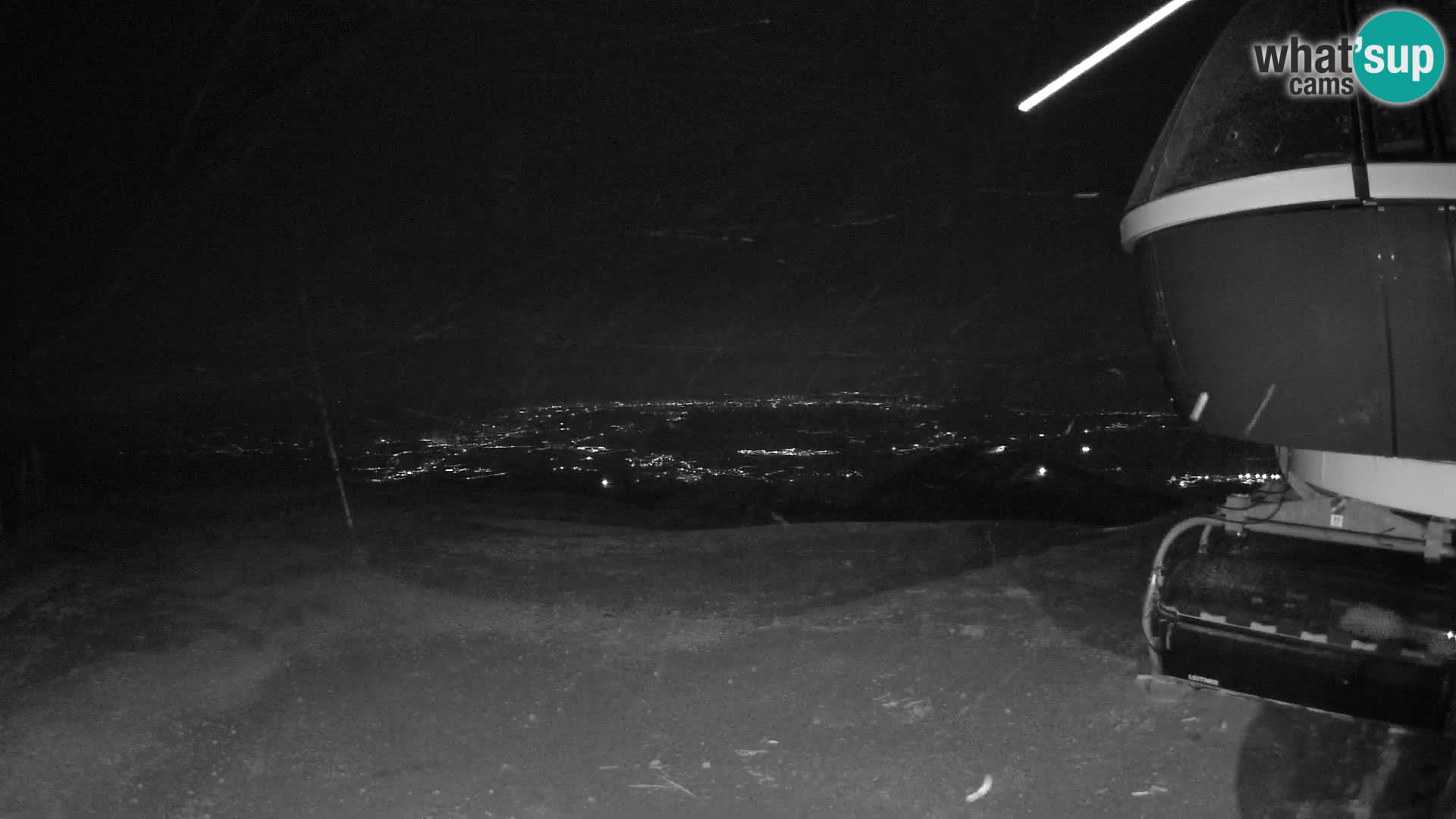 Live webcam Ski Krvavec – Veliki Zvoh  – 1971m
