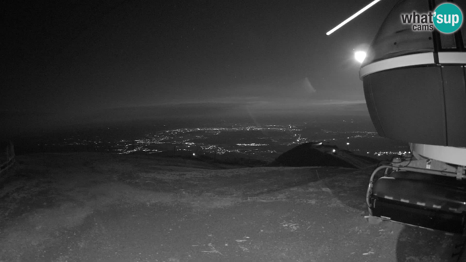 Live webcam Ski Krvavec – Veliki Zvoh  – 1971m