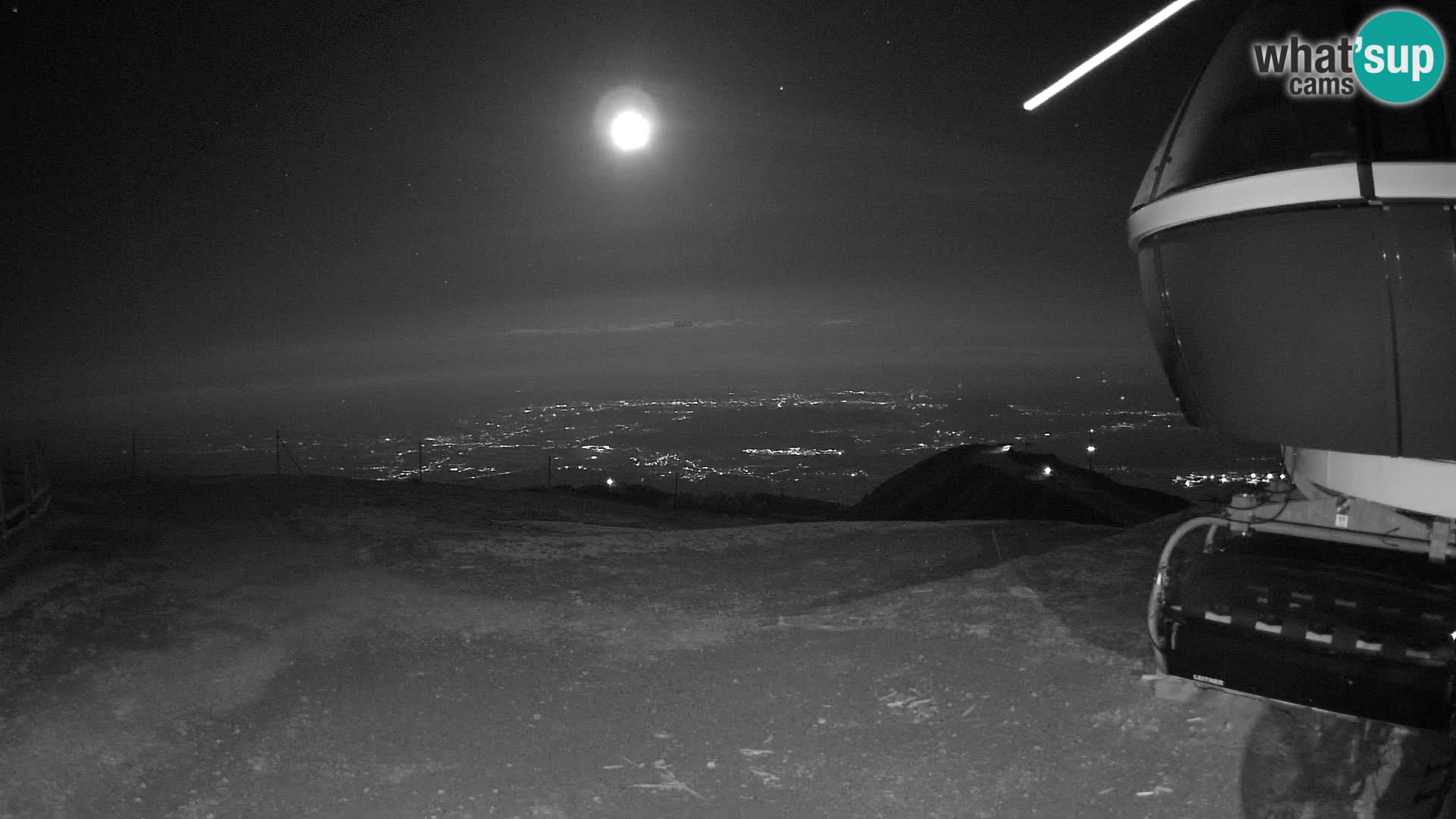 Live webcam Ski Krvavec – Veliki Zvoh  – 1971m