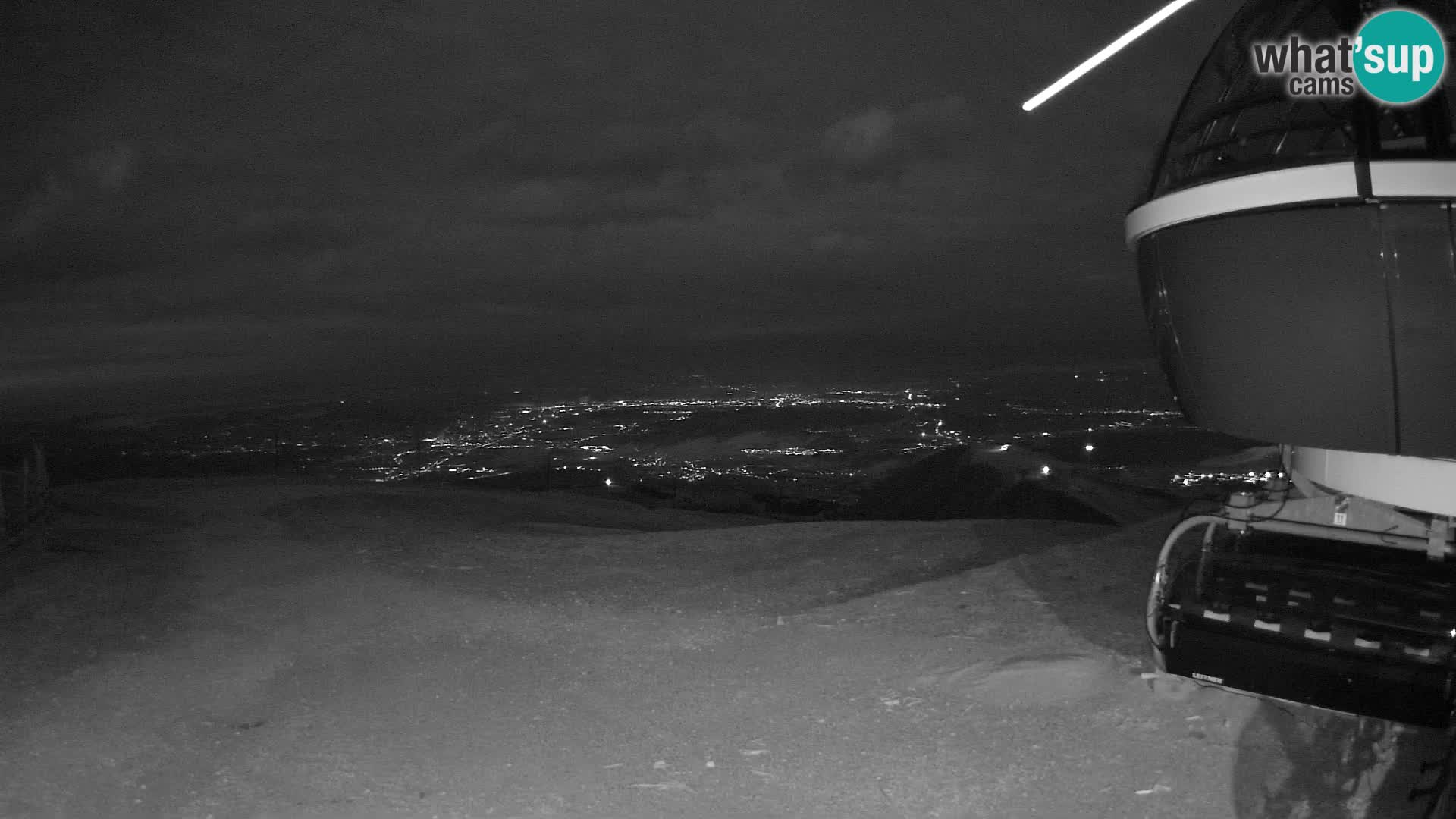 Live webcam Ski Krvavec – Veliki Zvoh  – 1971m