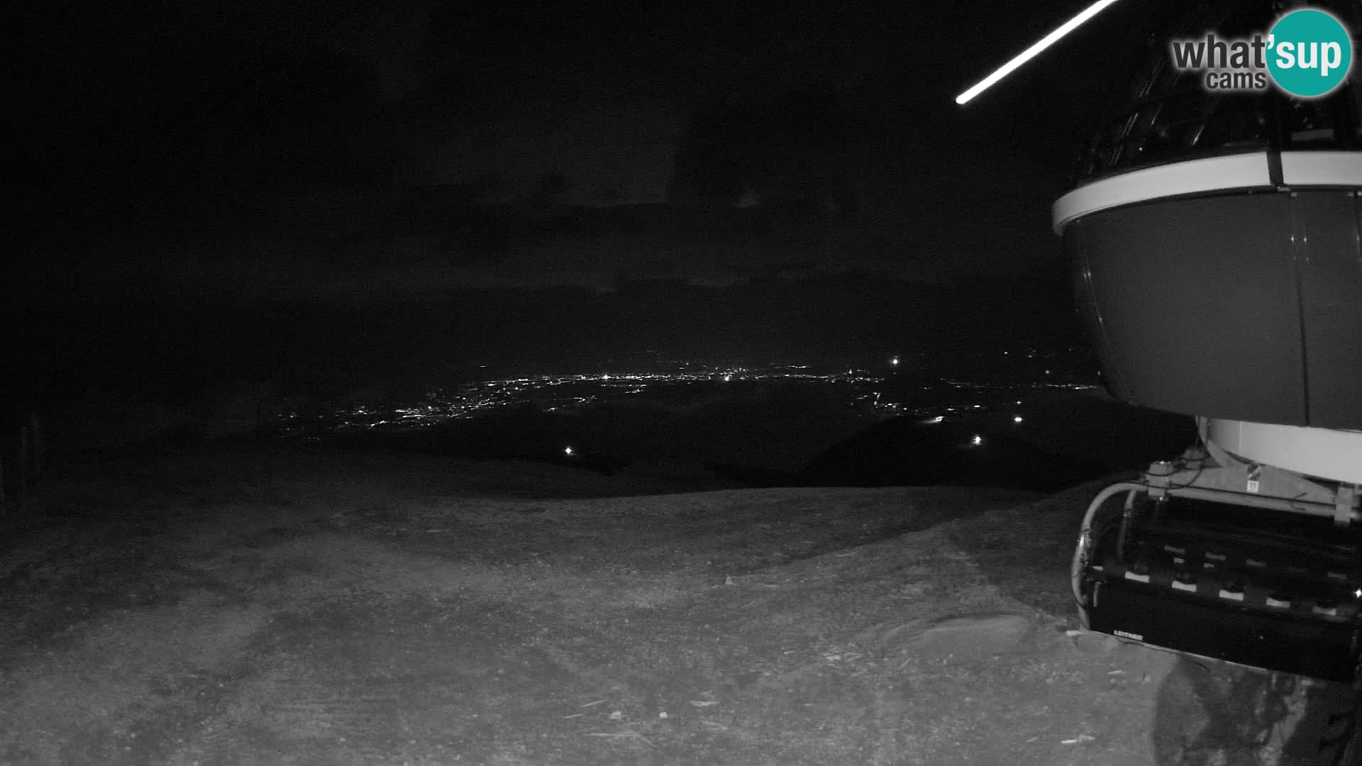 Live webcam Ski Krvavec – Veliki Zvoh  – 1971m