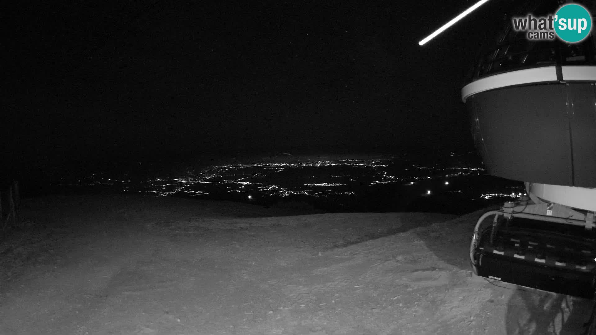 Live webcam Ski Krvavec – Veliki Zvoh  – 1971m