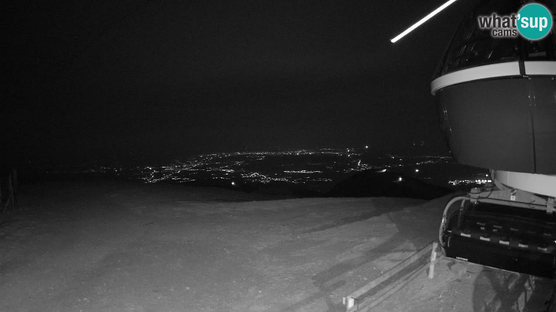 Live webcam Ski Krvavec – Veliki Zvoh  – 1971m