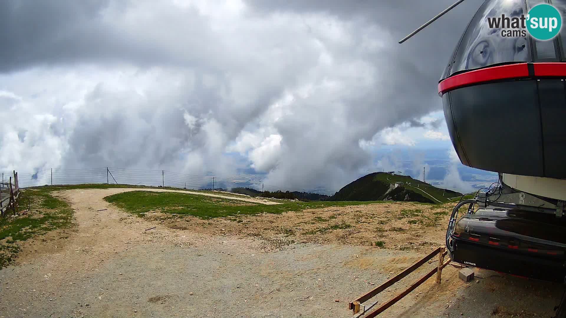Spletna kamera Smučišče Krvavec – Veliki Zvoh  – 1971m