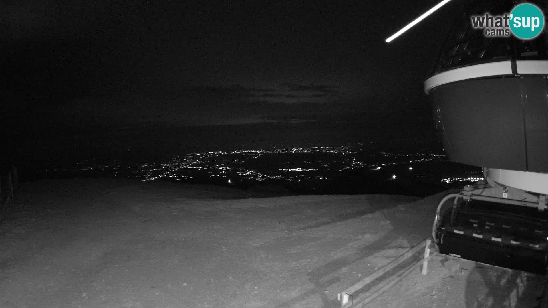 Live webcam Ski Krvavec – Veliki Zvoh  – 1971m