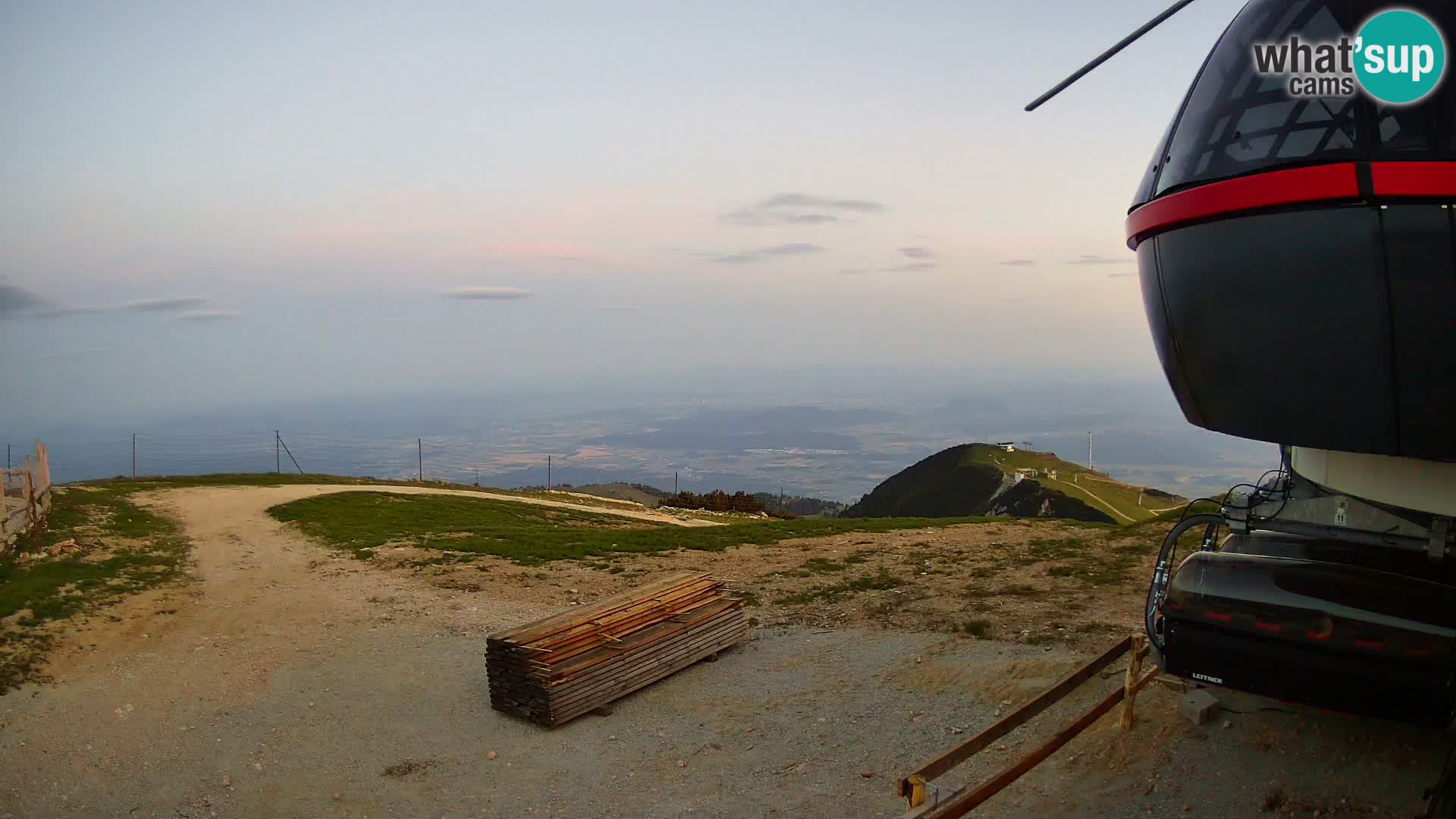 Live webcam Ski Krvavec – Veliki Zvoh  – 1971m