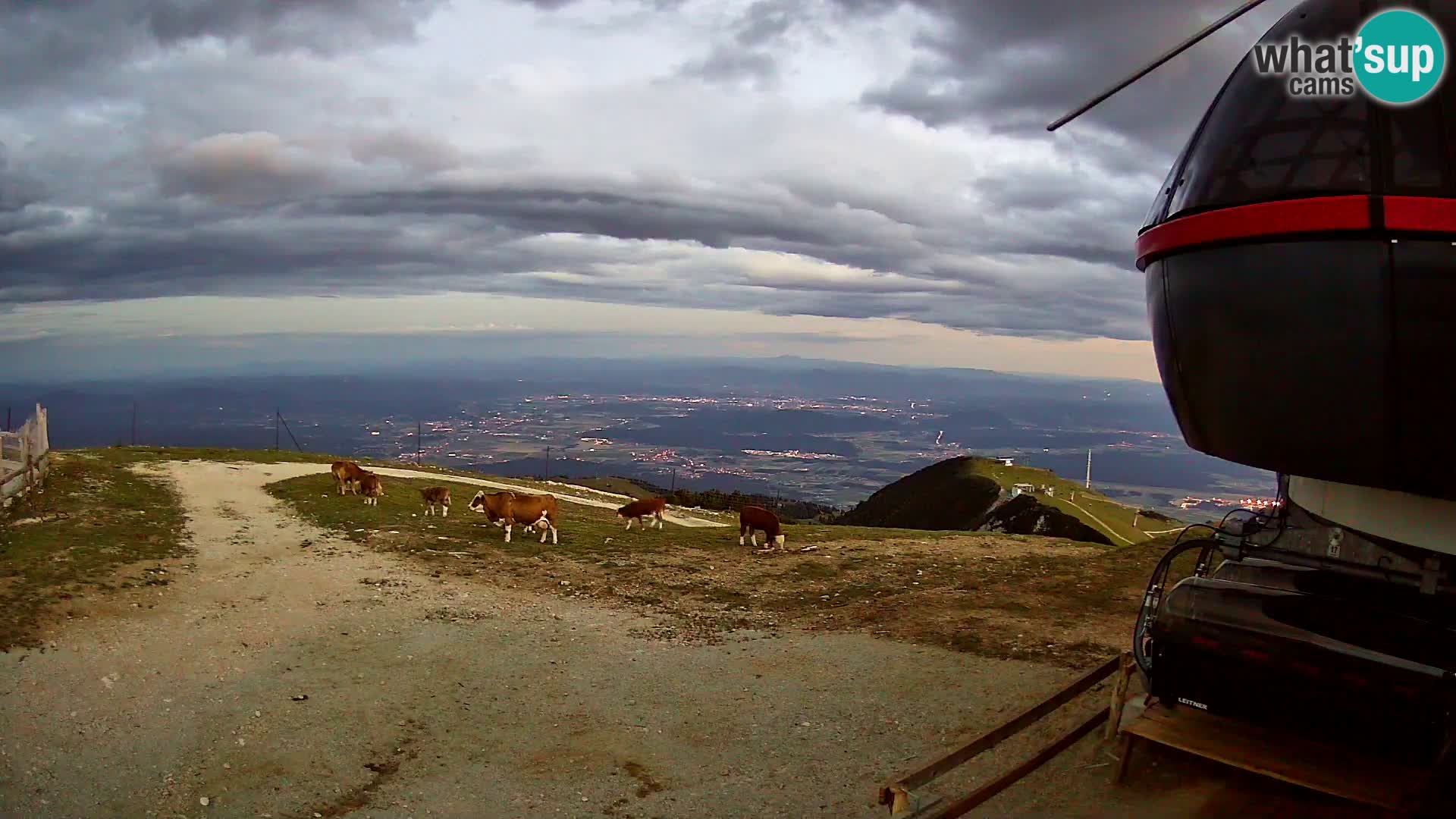 Live webcam Ski Krvavec – Veliki Zvoh  – 1971m