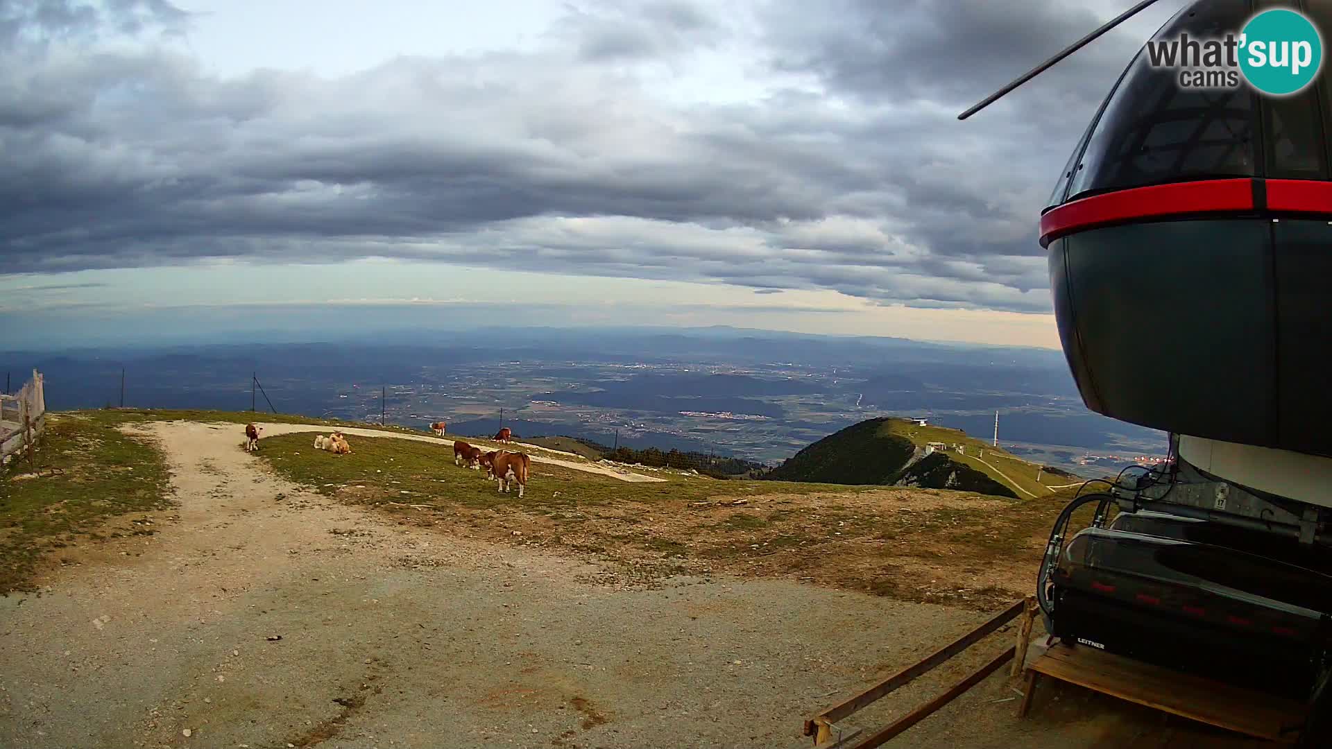 Live webcam Ski Krvavec – Veliki Zvoh  – 1971m