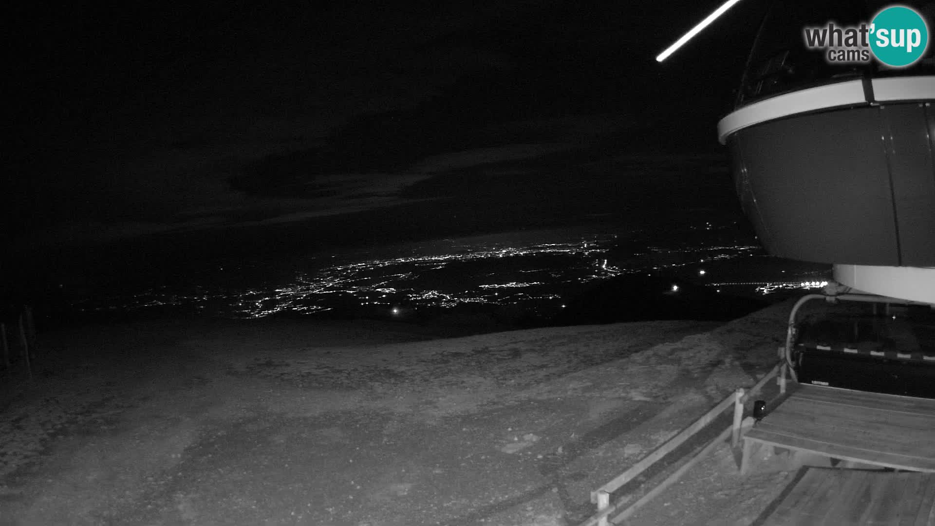 Live webcam Ski Krvavec – Veliki Zvoh  – 1971m