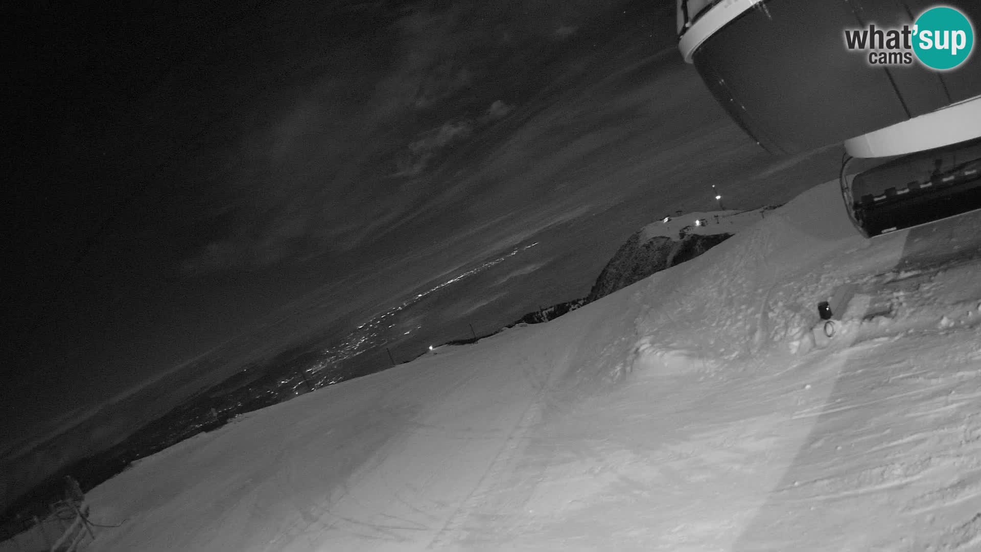 Spletna kamera Smučišče Krvavec – Veliki Zvoh  – 1971m