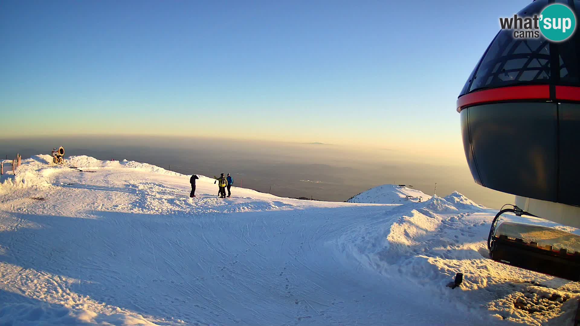 Spletna kamera Smučišče Krvavec – Veliki Zvoh  – 1971m