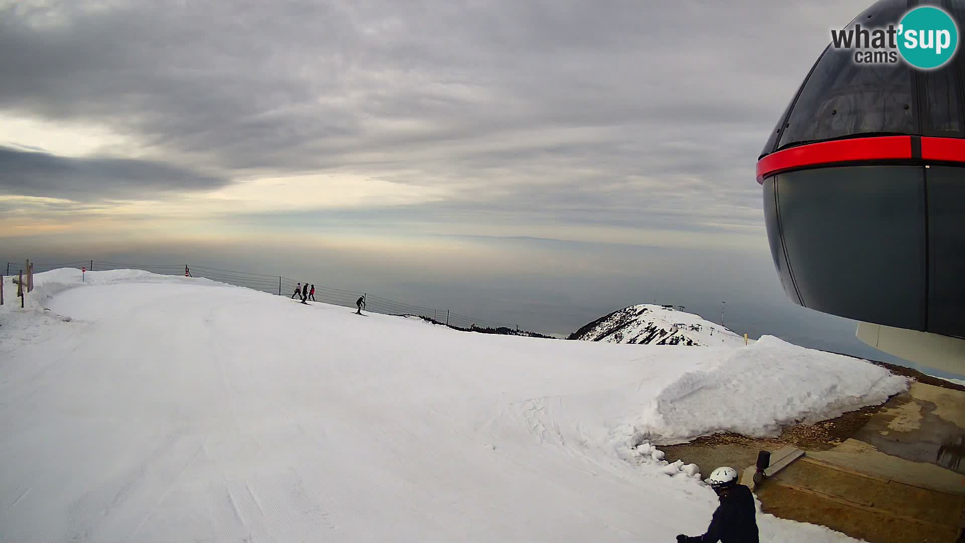 Spletna kamera Smučišče Krvavec – Veliki Zvoh  – 1971m