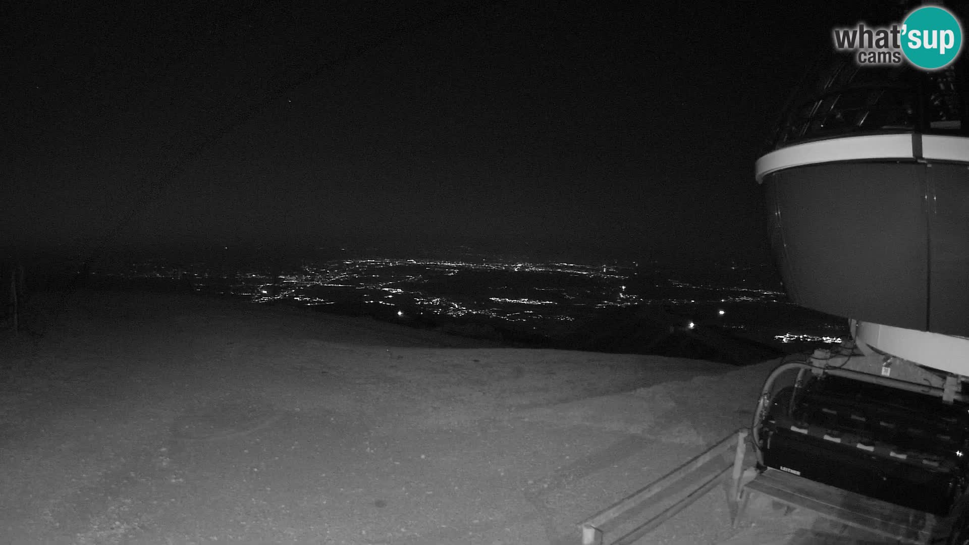 Live webcam Ski Krvavec – Veliki Zvoh  – 1971m