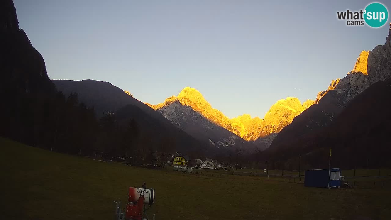 Cámara web en vivo Estación de esquí Log pod Mangartom – Bovec – Eslovenia