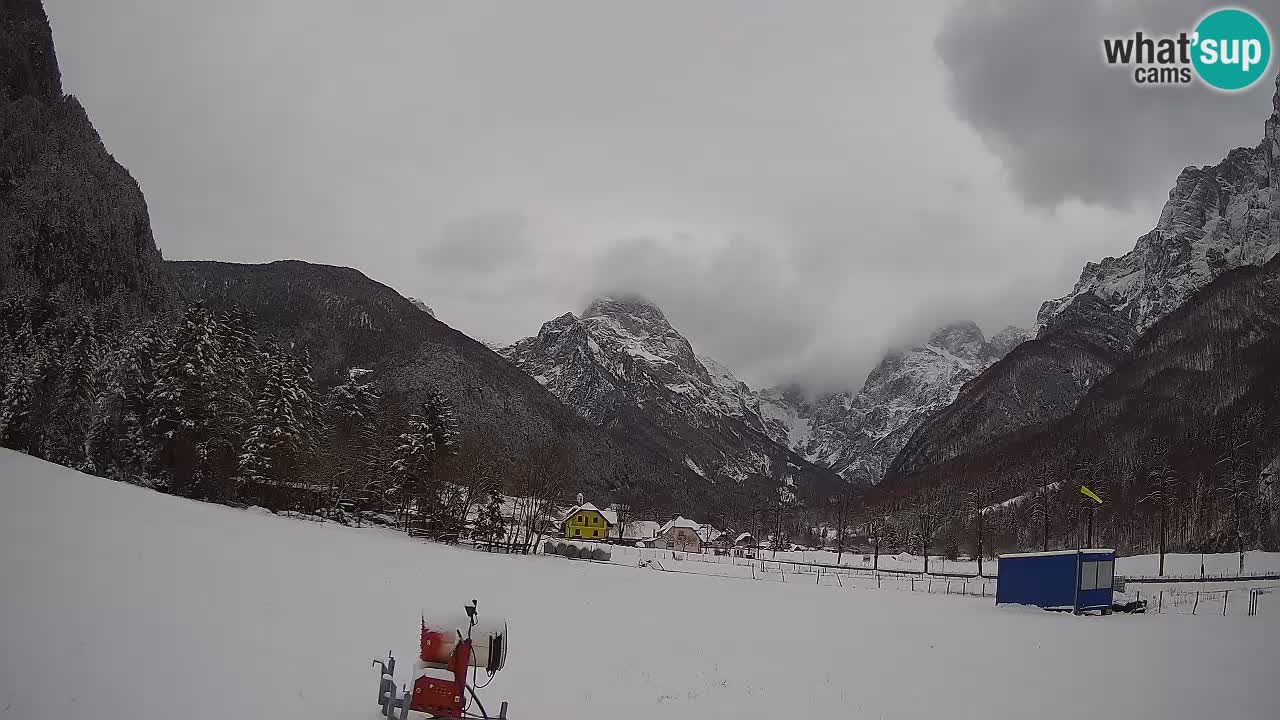 Spletna kamera Smučišče Log pod Mangartom – Bovec