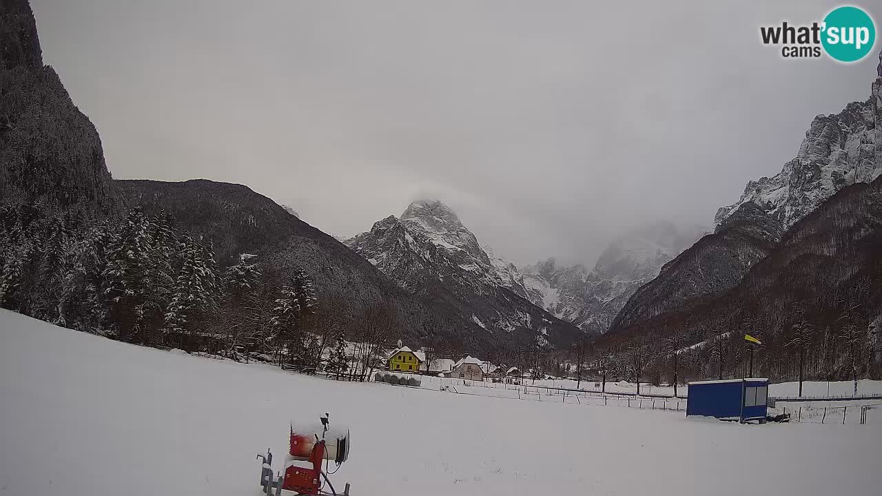 Spletna kamera Smučišče Log pod Mangartom – Bovec