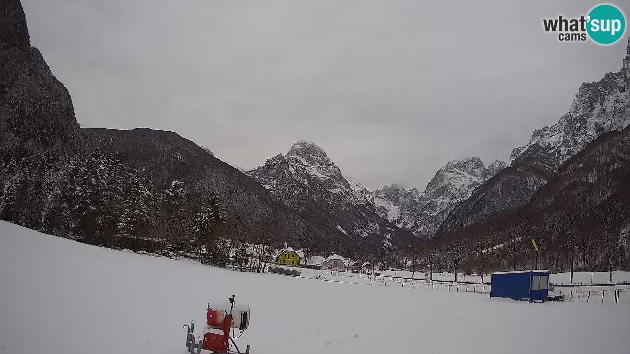 Spletna kamera Smučišče Log pod Mangartom – Bovec