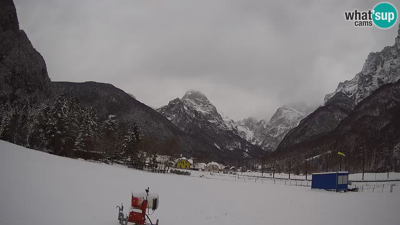 Spletna kamera Smučišče Log pod Mangartom – Bovec