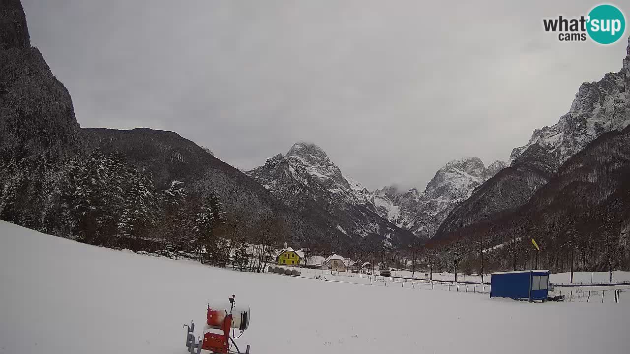 Spletna kamera Smučišče Log pod Mangartom – Bovec