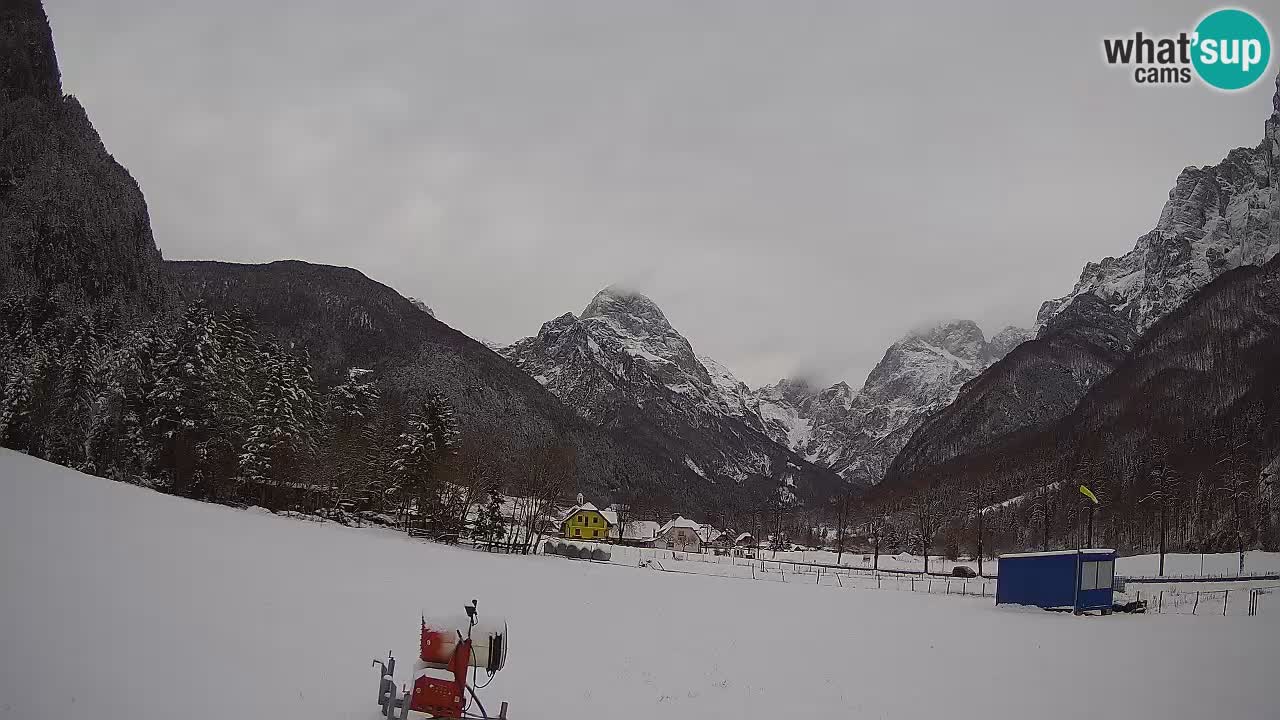 Spletna kamera Smučišče Log pod Mangartom – Bovec