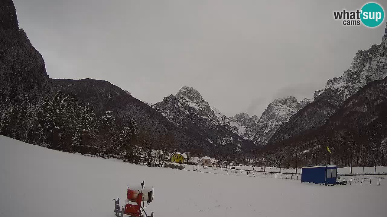 Spletna kamera Smučišče Log pod Mangartom – Bovec