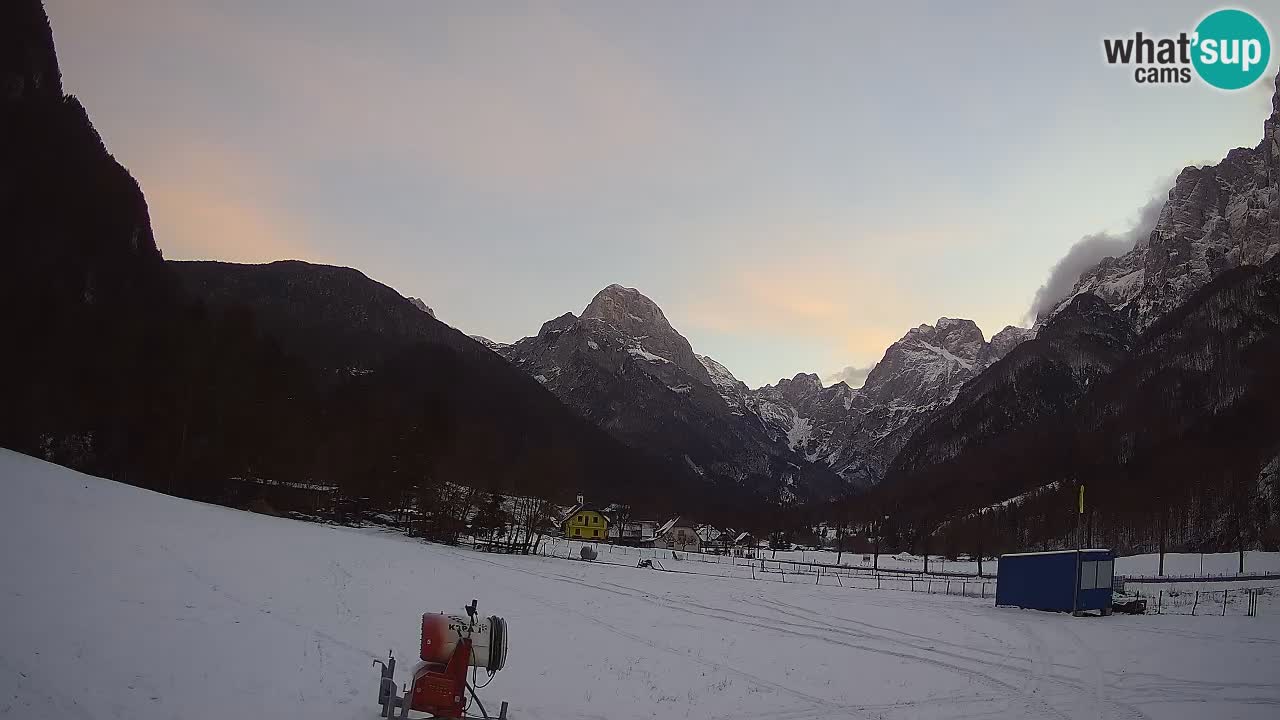 Spletna kamera Smučišče Log pod Mangartom – Bovec