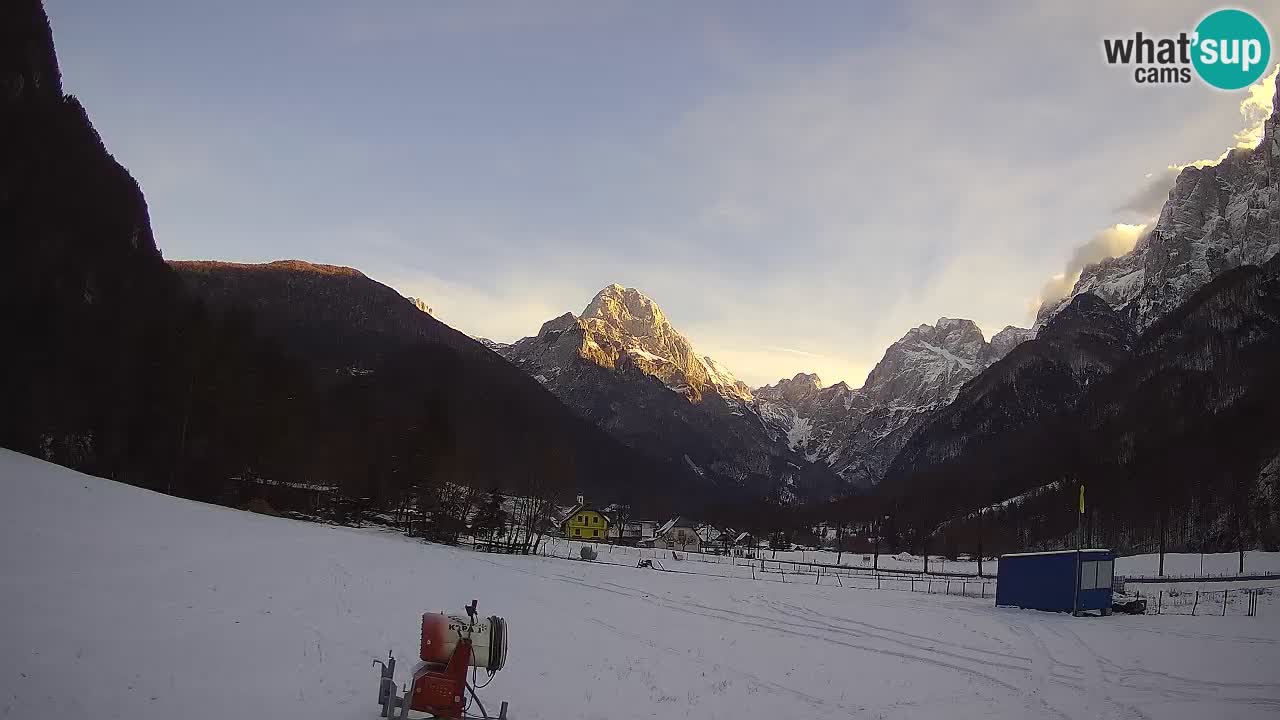 Cámara web en vivo Estación de esquí Log pod Mangartom – Bovec – Eslovenia