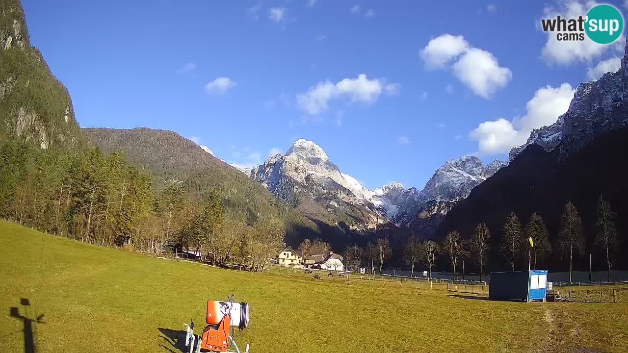 Spletna kamera Smučišče Log pod Mangartom – Bovec