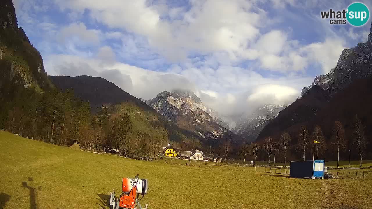 Spletna kamera Smučišče Log pod Mangartom – Bovec